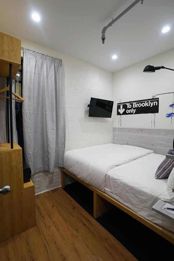New York Inn Bagian luar foto